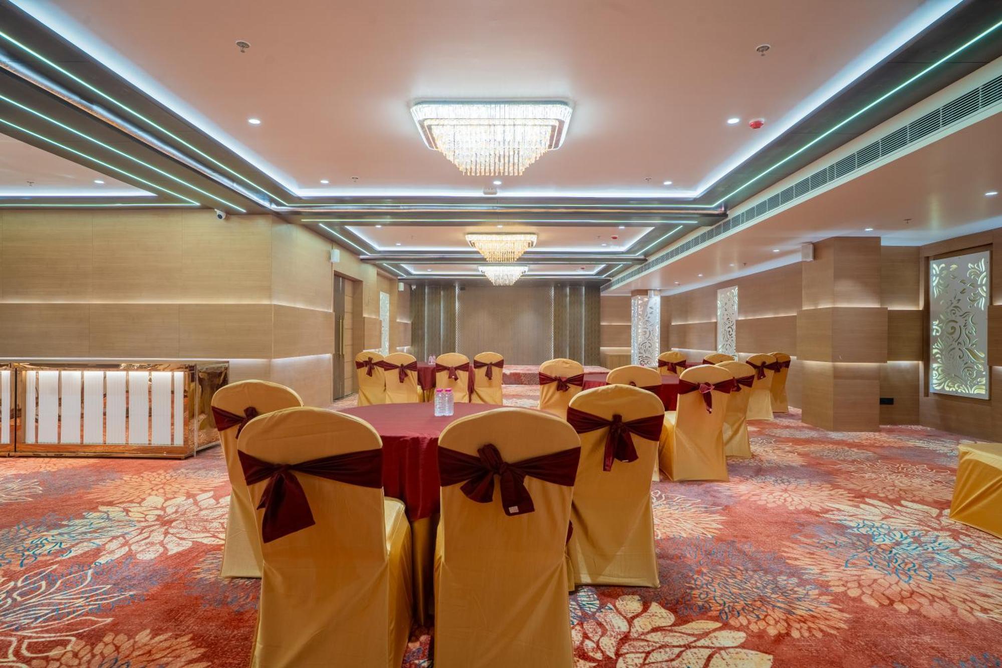 Hotel Royal Prime Jaipur Bagian luar foto