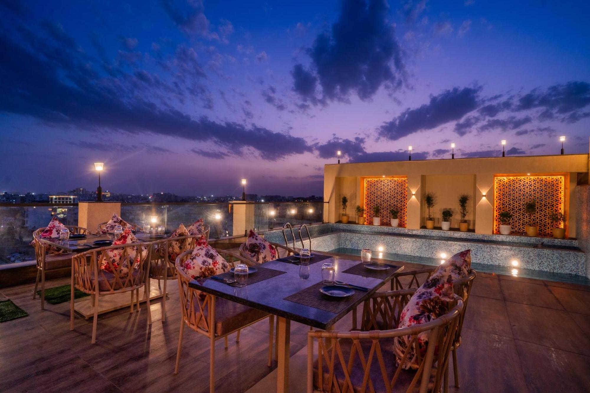 Hotel Royal Prime Jaipur Bagian luar foto