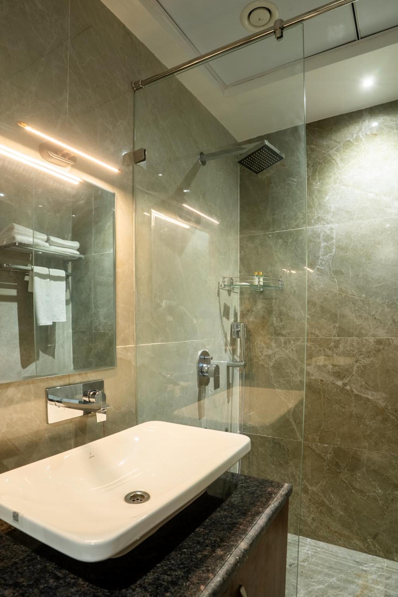 Hotel Royal Prime Jaipur Bagian luar foto